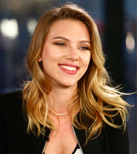 Scarlett Johansson Named Sexiest Woman Alive 